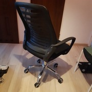 Fotel obrotowy Retoo używany stan bardzo dobry