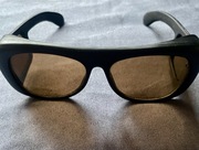 Okulary przeciwsłoneczne wyglądają  jak spawalnicze