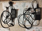 Dwa zasilacze do laptopa