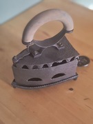 Stare żelazko na węgiel początek XXW