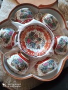 Komplet filiżanek i podstawek