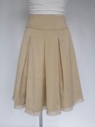 Jak krowa beżowa elegancka spódnica z kontrfaldami White House 34 XS