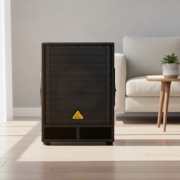 Głośnik VQ1500D Behringer 500 W czarny