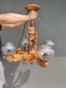 Ręcznie rzeźbiony żyrandol z myśliwym