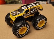 Hot Wheels Monster Trucks Taxi