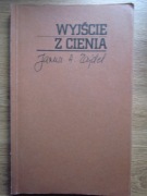 Wyjście z cienia  ___     Janusz A. Zajdel