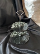 Czarna 2 poziomowa patera z żywicy epoksydowej