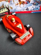 Samochód formuły 1 RENAULT stary model  reklamy ELF , goodyear.