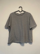 Koszulka w paseczki marynarska