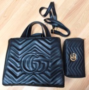 Torebka i portfel za niższą cenę CG Guci