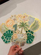 Zestaw Dekoracji na Tort Safari + topper z imieniem i 10 pikerów