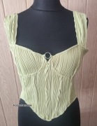 Top plisowany - Prettylittlething 