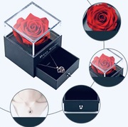 Pudełko upominkowe z symulowanymi kwiatami wiecznej róży