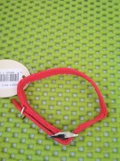 Nowa czerwona obroża dla psa