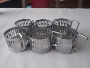 Metalowe uchwyty/koszyczki do szklanek z okresu PRL 