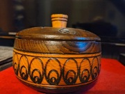 Szkatułka kuferek drewniana rzeźbiona vintage PRL