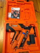 Gwoździarka Gazowa Paslode IM90Xi z gwoździe + gaz