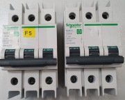 Bezpiecznik typ M9F42305