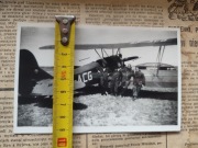 Stara fotografia piloci samolot dwupłatowiec zdjęcie 