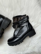 Czarne botki eko skóra 39