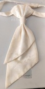 Musznik ślubny ecru jak nowy krawat