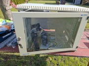 Szafa rack 9U 600x400x450 używana + gratisy