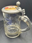 Kufel szklany,scenka  rodzajowa