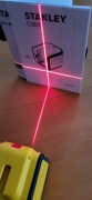 Poziomica laserowa, krzyżowa Stanley Cubix
