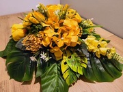 Stroik na grób ,kompozycja na cmentarz ,wiązanka W3