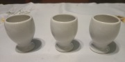 Podstawki białe do jajek porcelanowe 3 sztuki komplet