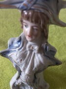 Figurka porcelanowa mężczyzna w stroju wiktoriańskim