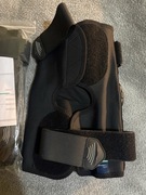 Stabilizator stawu kolanowego Timago 2szt w cenie 1 roz L Nowy