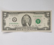 2 dolary USA, seria 2009 r, stan 1/2, nr K 00199256 *,stempel zielony.