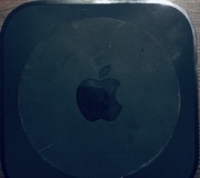 Apple TV 3. generacji z pilotem
