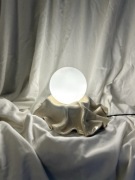 Lampa stołowa ceramiczna handmade LED – nowoczesna dekoracja, minimalizm
