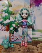 Lalka Enchantimals Naddie Narwhal z pupilem