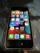 Smartfon Apple iPhone SE 32 GB Space Gray (model A1723)