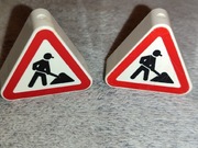 Lego duplo klocek tematyczny 1x3x2, znak drogowy 