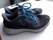 Lekkie buty Nike 42