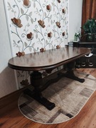 Solidny stół dębowy 