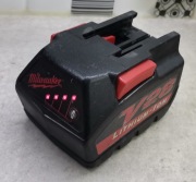 Bateria Milwaukee V28 28V 2.8Ah sprawna