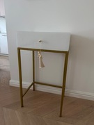 Konsola szklana do przedpokoju, salonu