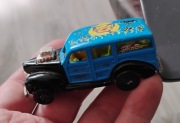 Model samochodu Hot Wheels 1940 Ford Woody Wagon z serii „Wild Waves” 1979
