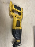 DeWalt DW030 18V uszkodzone 