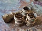 Złączka prosta GW Cu28 x 1"