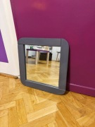 Lustro kwadratowe w drewnianej ramie 50x50cm