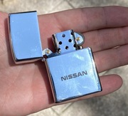 Zapalniczka benzynowa - gadżet NISSAN
