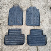 Dywaniki gumowe samochodowe uniwersalne komplet 