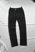 Czarne spodnie z lampasami 38  40