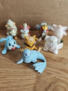 Figurki kolekcjonerskie tomy pokemon lata 90 